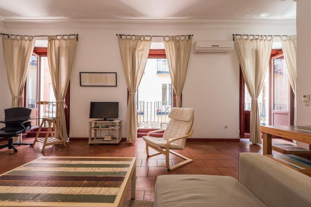 Apartamentos Madrid Centro W Eksteriør bilde