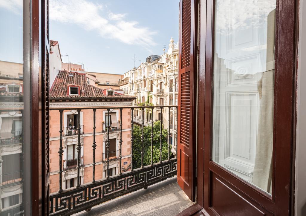 Apartamentos Madrid Centro W Eksteriør bilde