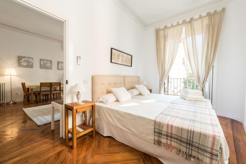 Apartamentos Madrid Centro W Eksteriør bilde